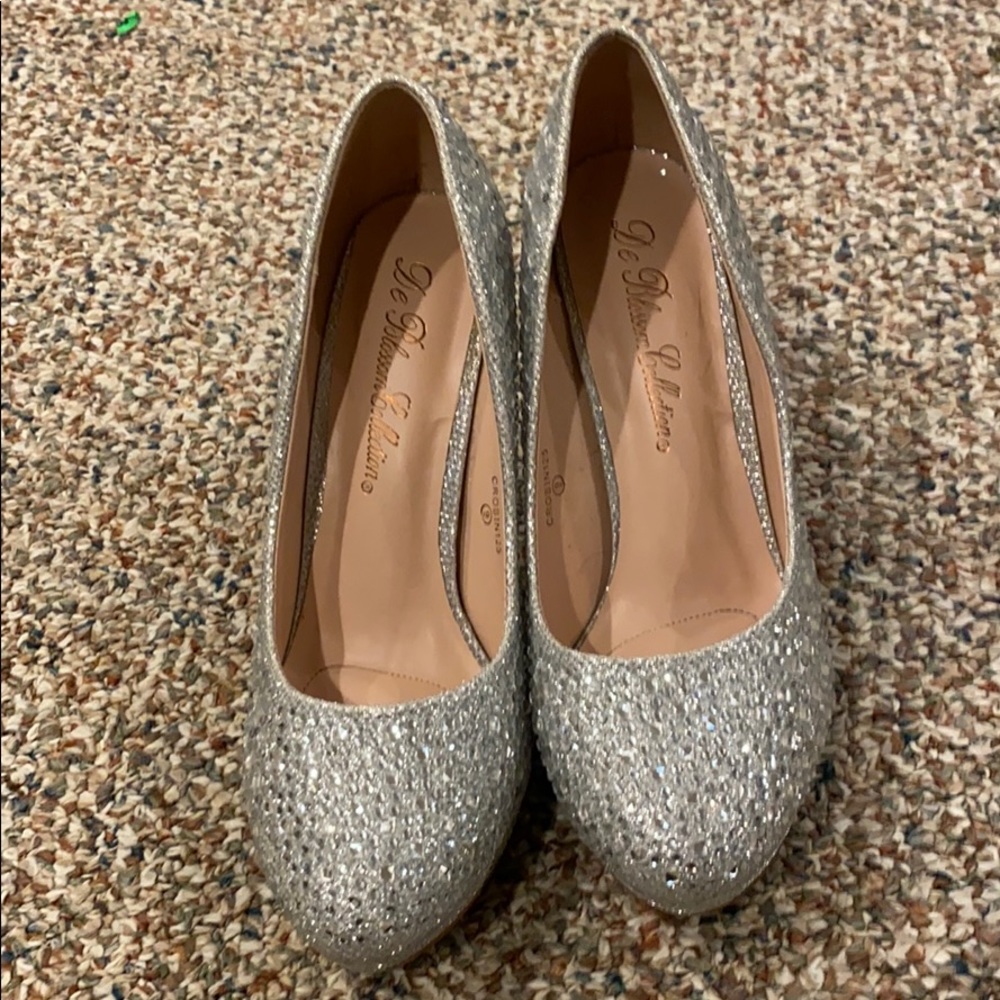 Sparkling dress shoes